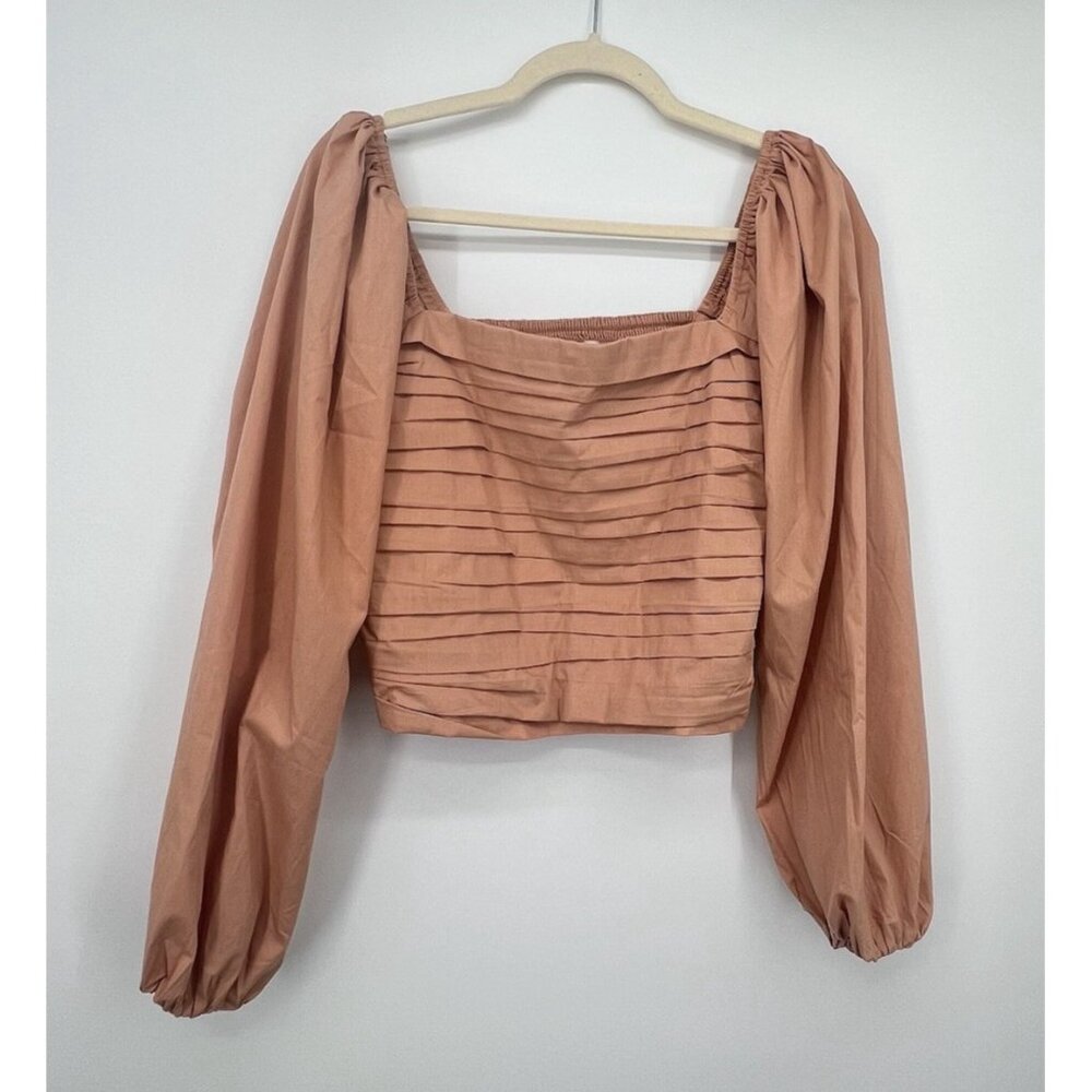 Abercrombie and Fitch Puff Sleeve Crop Top Sz L Milkmaid Pleated Smocked Peasant